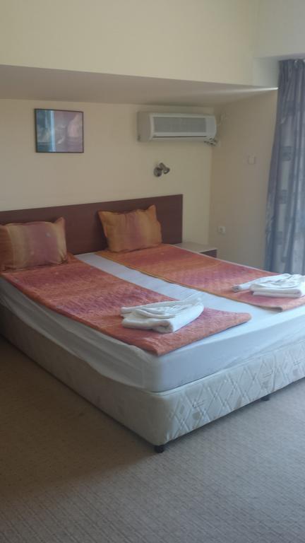 Salena Hotel Primorsko Værelse billede