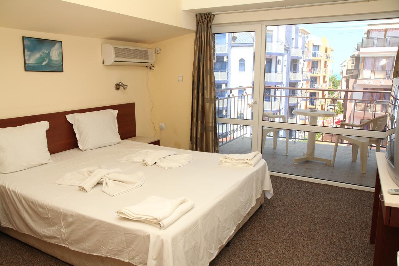 Salena Hotel Primorsko Eksteriør billede